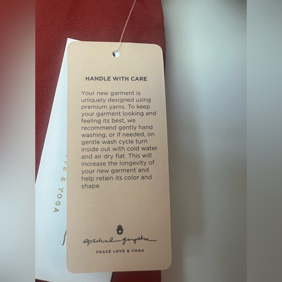 Spiritual Gangster Anthropology Long Sleeve Rust Crop Top XS/S Yoga Pilates NWT - Picture 6 of 6